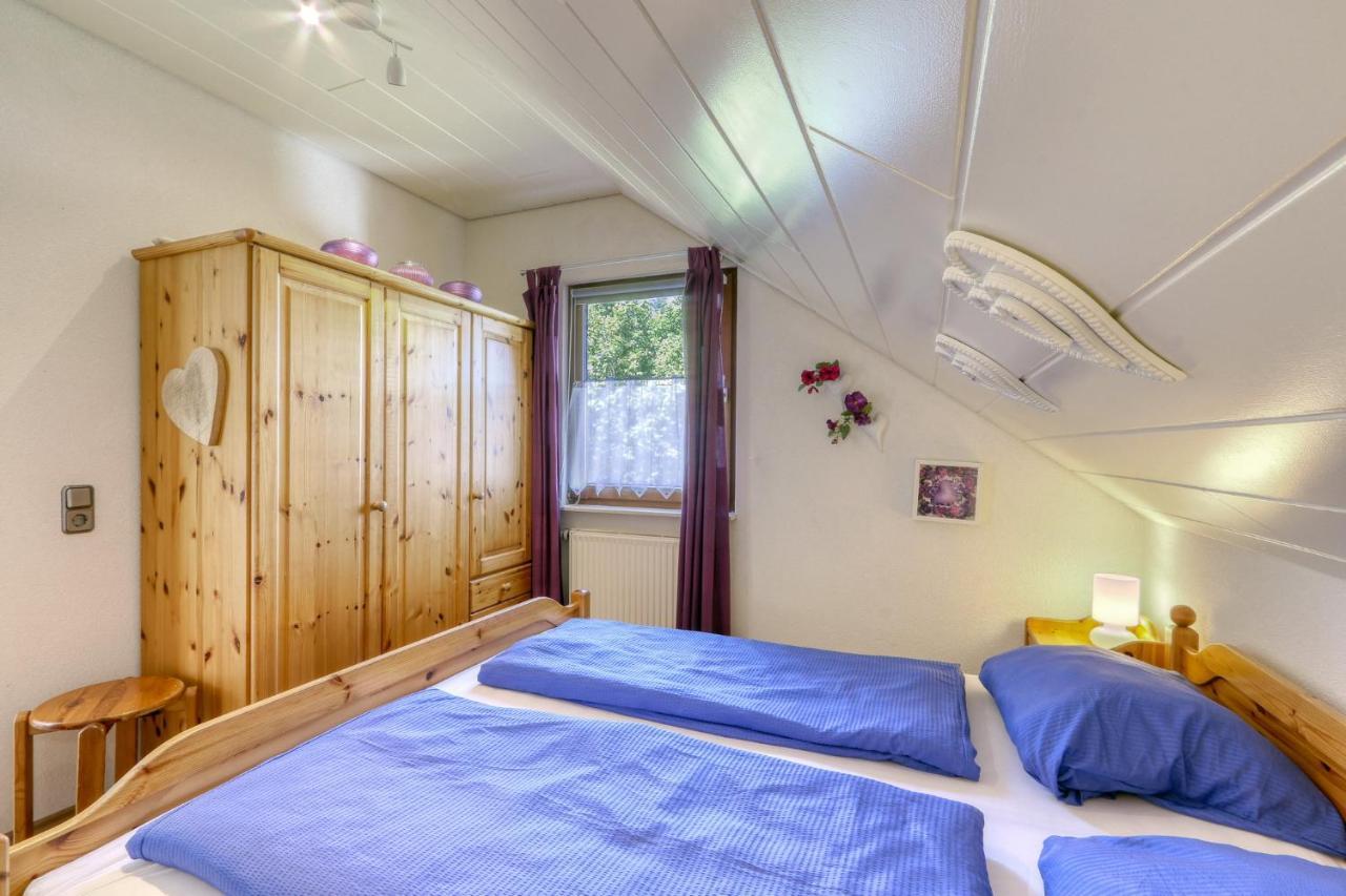 Seepark Kirchheim Ferienhaus bei Nina mit Sauna Exterior foto