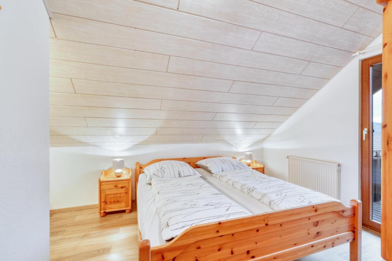 Seepark Kirchheim Ferienhaus bei Nina mit Sauna Exterior foto